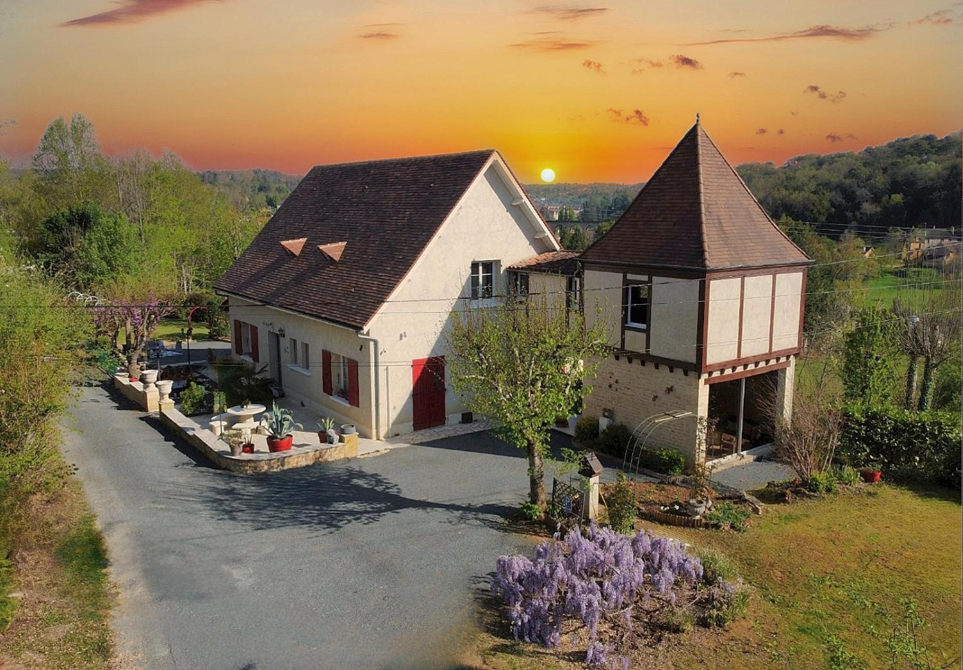 Hotel La Bayardine Sarlat Exterior foto