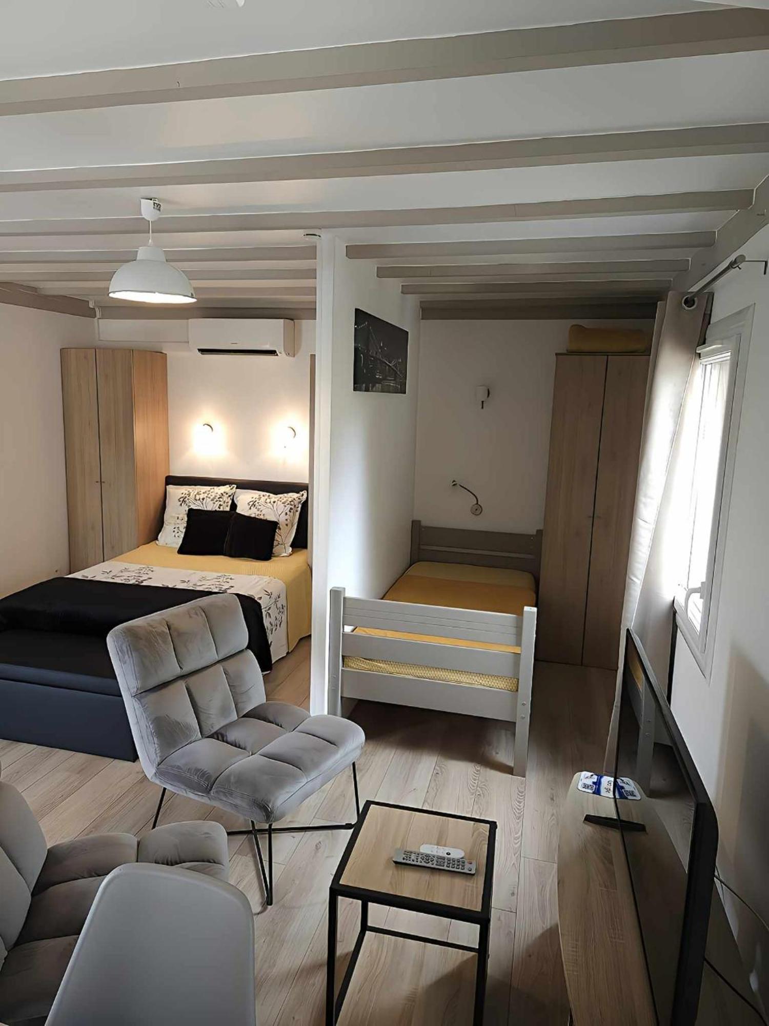 Hotel La Bayardine Sarlat Exterior foto